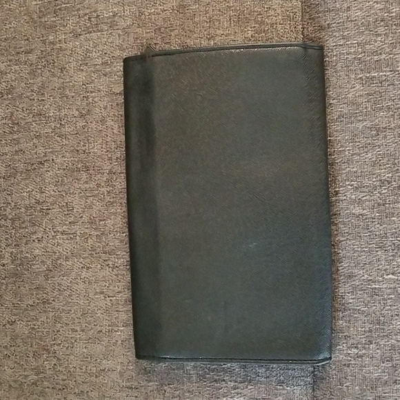 Set of 2 Minicci clutch purses. Black & pink floral - Picture 11 of 14